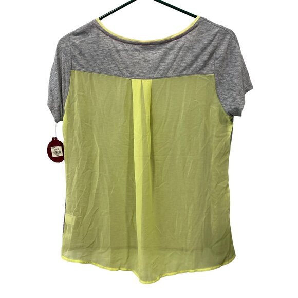 SO Knit Woven Sheer Short Sleeve Top Womens M Colorblock Gray Yellow Chiffon NEW - Picture 2 of 7